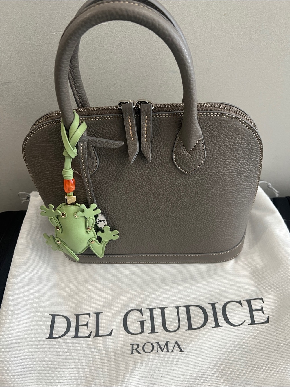 NEW Made in Italy Handbag Dome Satchel, Del Giudice Roma, Taupe Color